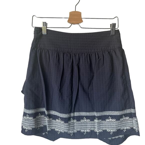 Holding Horses Layered Navy Embroidered Skirt Teared Size 6 - Picture 2 of 4